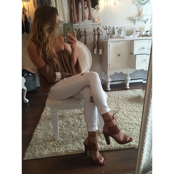 {{New}}Cognac lace ups - Picture 4 of 4