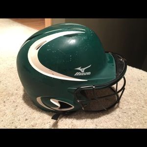 Mizuno softball helmet
