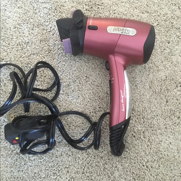 Jilbere de Paris. Blow dryer/straightener in one.