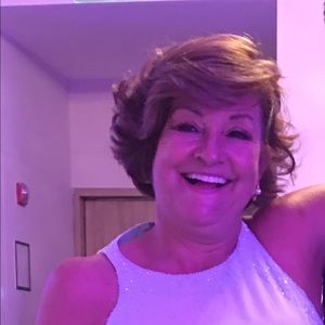 Meet your Posher, Beatriz