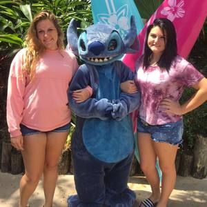 Meet your Posher, Charli