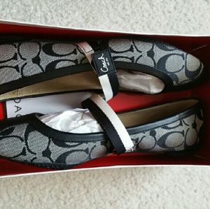 Coach Flats