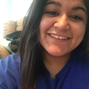 Meet your Posher, Alicia