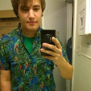 Meet your Posher, Taylor