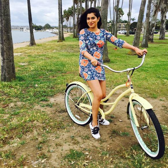 Meet your Posher, Parnika