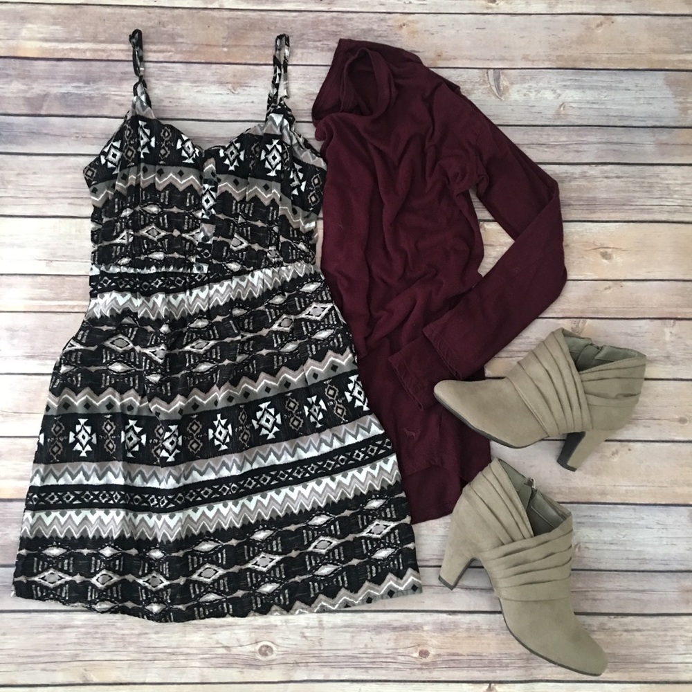 LIKE NEW Aztec Print Dress