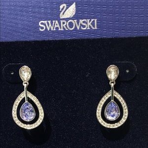 💜Swarovski Crystal Drop Earings💜