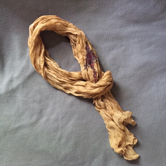 Scarf - Picture 2 of 4