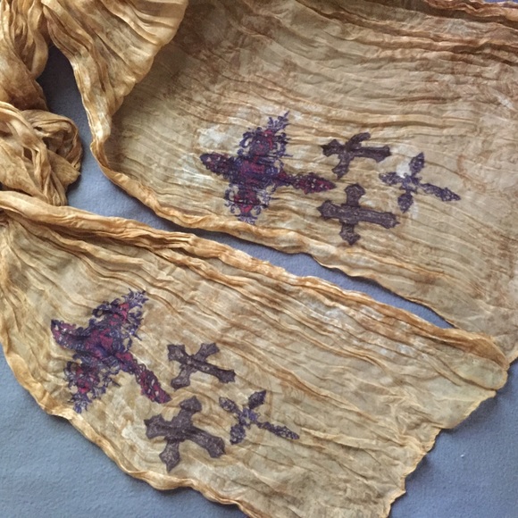 Scarf - Picture 3 of 4