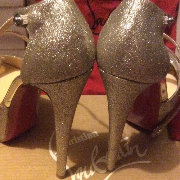 Christian Louboutin sz 7 - Picture 2 of 4