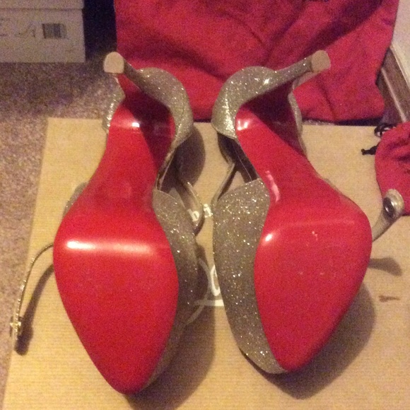 Christian Louboutin sz 7 - Picture 3 of 4
