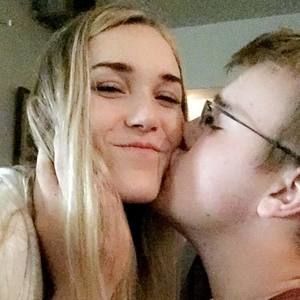 Meet your Posher, Quinn