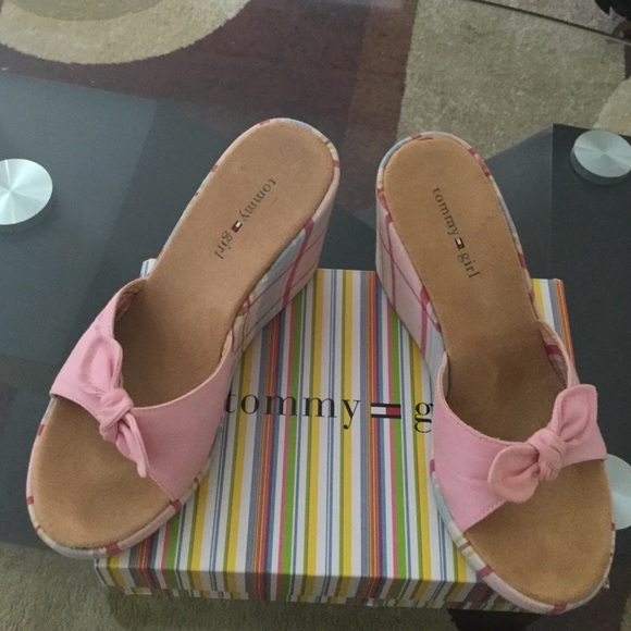 Tommy girl plaid wedges