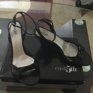 east 5th black wedges