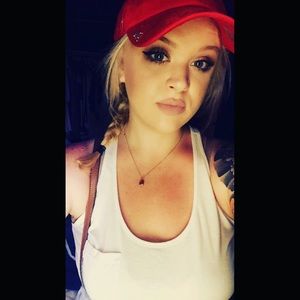 Meet your Posher, Lori