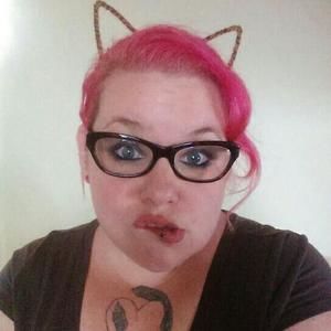 Meet your Posher, Abbey