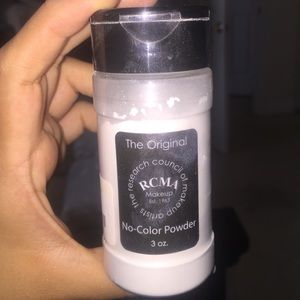 RCMA TRANSLUCENT FACE POWDER