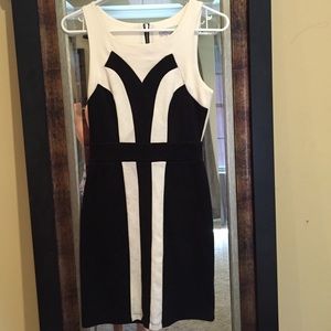 Olsenboye black and white dress