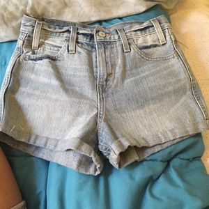 Levis high waisted shorts!