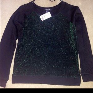 Forever 21 sweater! Never worn