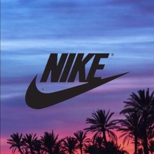 Meet your Posher, Carly