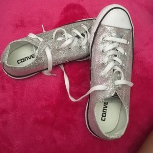Sparkly Silver Converse size 6