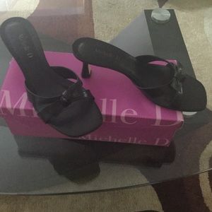 Michelle D. Mini heel