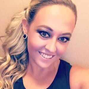 Meet your Posher, Kelli