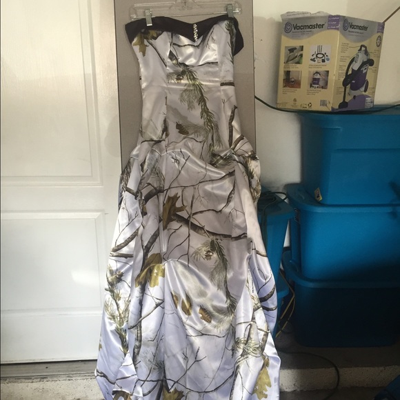 Real Tree White Camo Dress - Picture 2 of 3