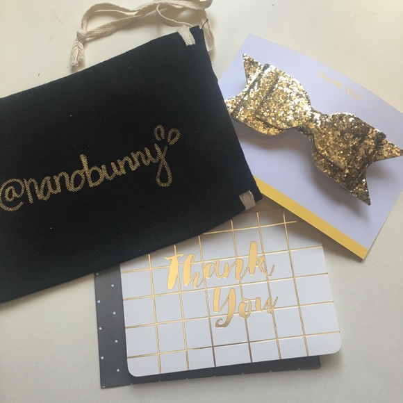 Gold Glittery Hair Bow - Picture 3 of 4