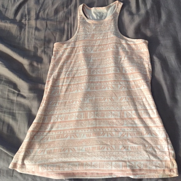 High neck tank