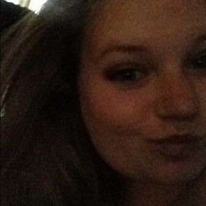 Meet your Posher, Kara