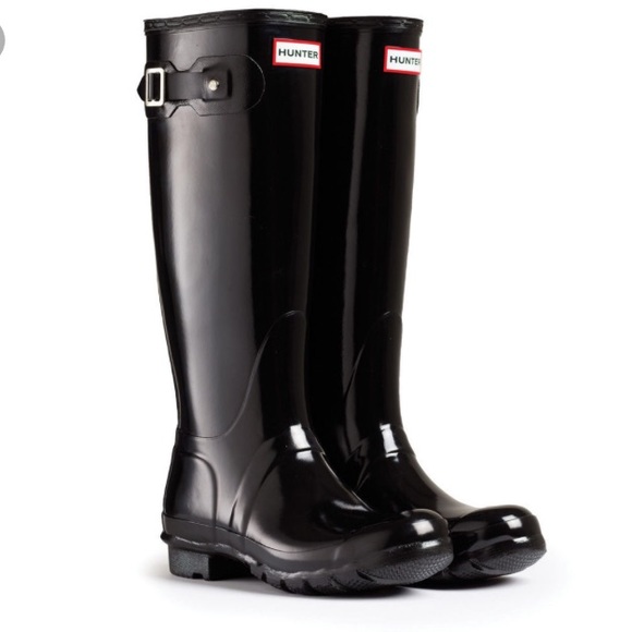 Black gloss hunter boots