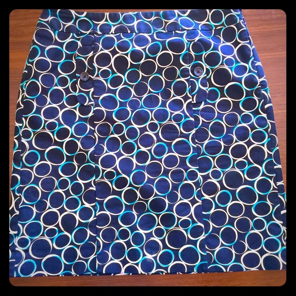 Flash Sale⚡️⚡️Beautiful Ann Taylor Work Skirt.