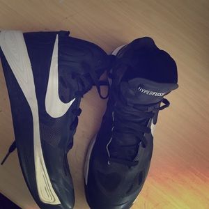 Nike Hyperfuse Size 9.5