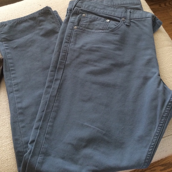 Men's colored jeans