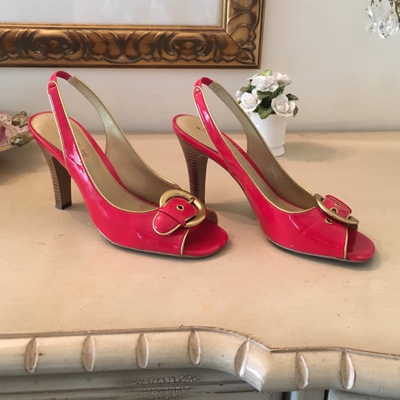 Red and gold peep toe heels.  Barely worn - Picture 3 of 4