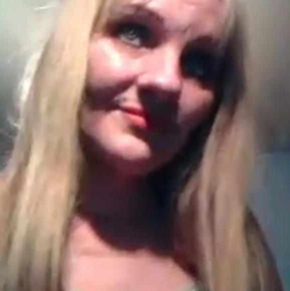 Meet your Posher, Brenda - Picture 3 of 3