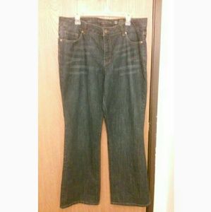 Bootcut jeans
