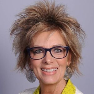 Meet your Posher, Starla