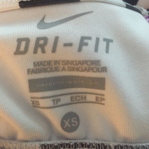 Nike Sports bra - Picture 3 of 3