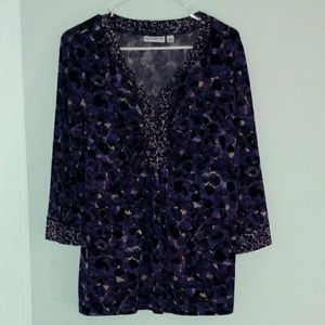 Lovely 3/4 sleeve knit top