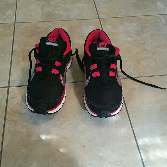 Womens nike running shoe