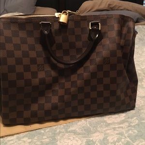 Louis Vuitton Speedy B 35
