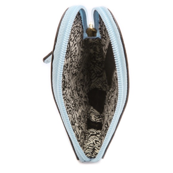 π Rebecca Minkoff Heartbreaker Pouch - Picture 2 of 4