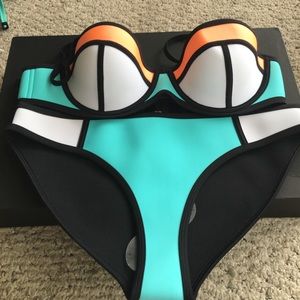 New Triangl poppy summer sorbet L top and bottom