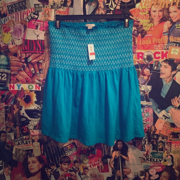 🔹OLD NAVY Turquoise Tube Top. NWT.