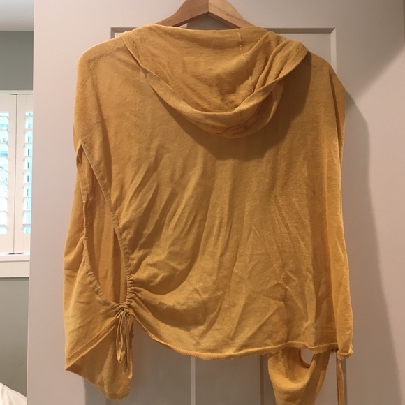 Shrug - Picture 3 of 4