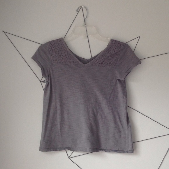 grey lace tee