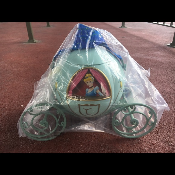 Cinderella popcorn bucket